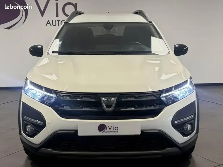 Dacia Jogger 2022 photo 2