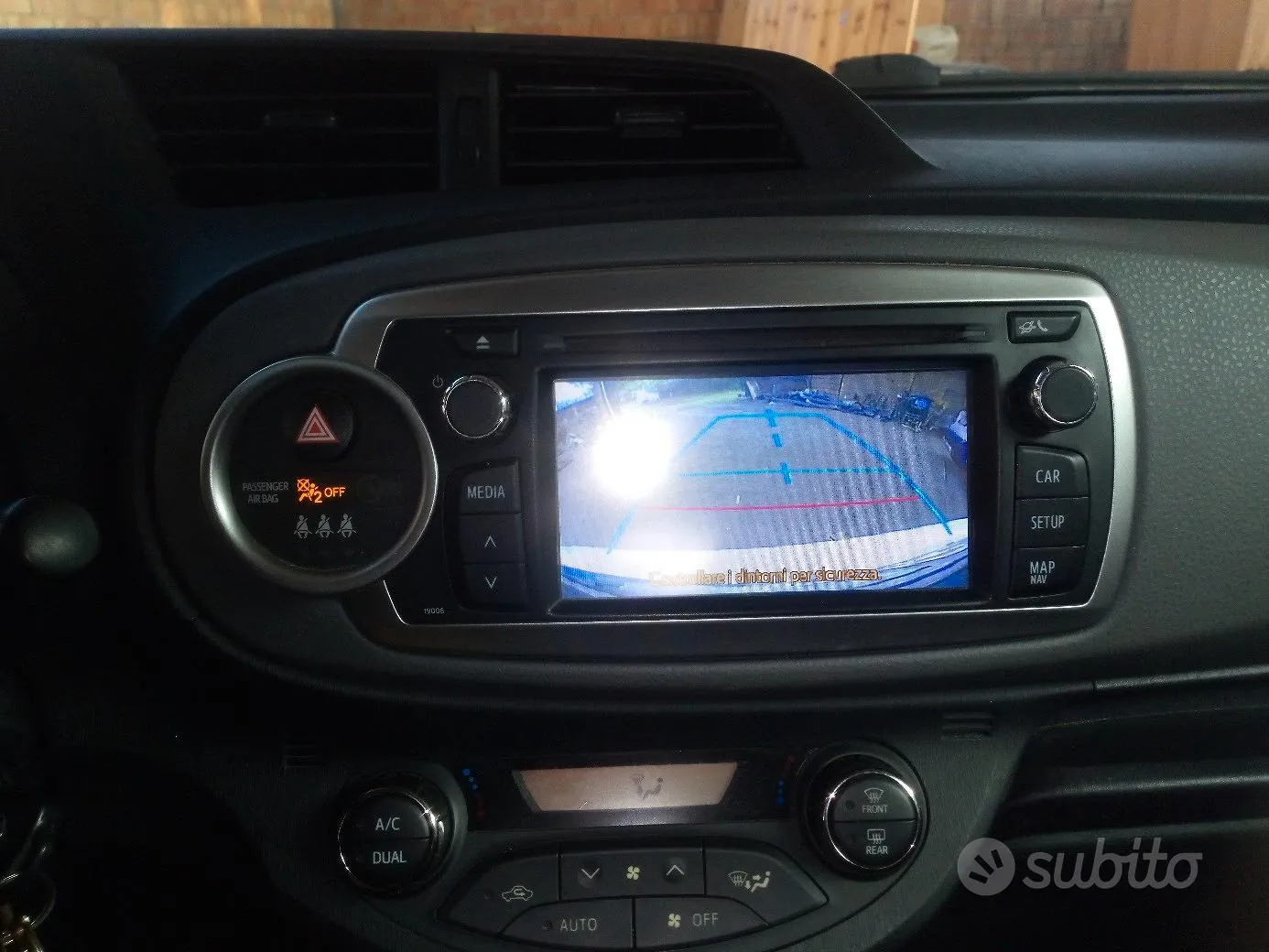 Toyota Yaris 2013 photo 5