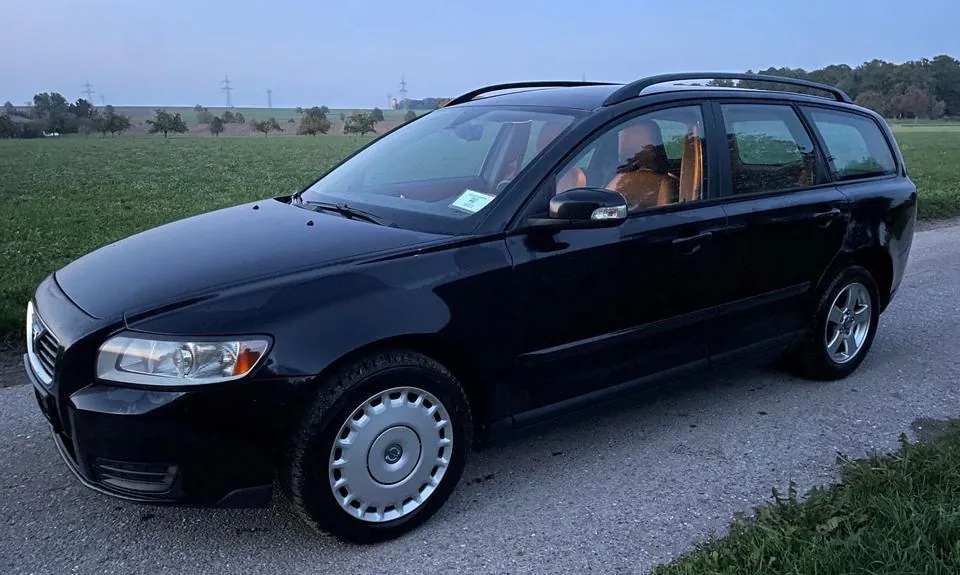 Volvo V50