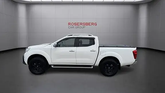 Nissan Navara 2017 photo 2
