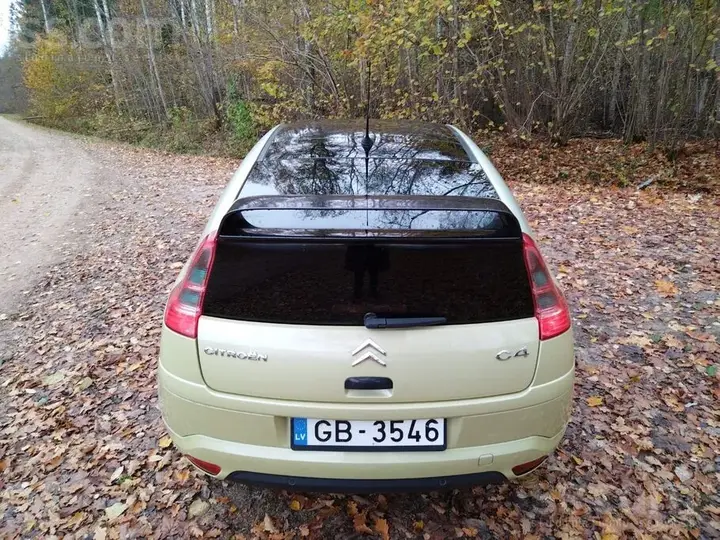 Citroen C4 2006 photo 3