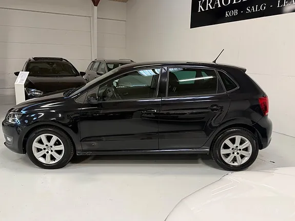 Volkswagen Polo 2010 photo 2