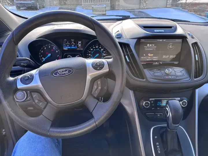 Ford Escape 2014 photo 3