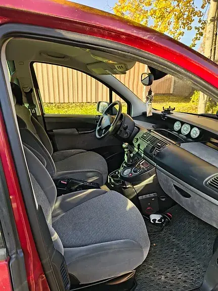 Peugeot 807 2008 photo 5