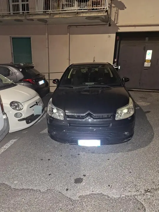 Citroen C4 2007 photo 2