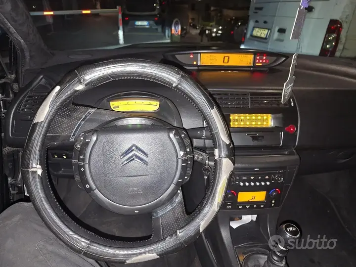 Citroen C4 2007 photo 5