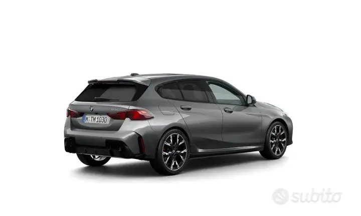 BMW 118D photo 2