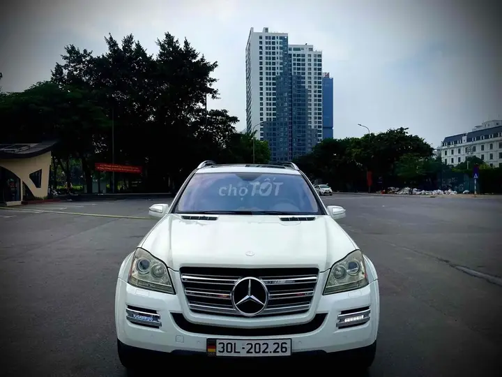 Mercedes-Benz Gl550
