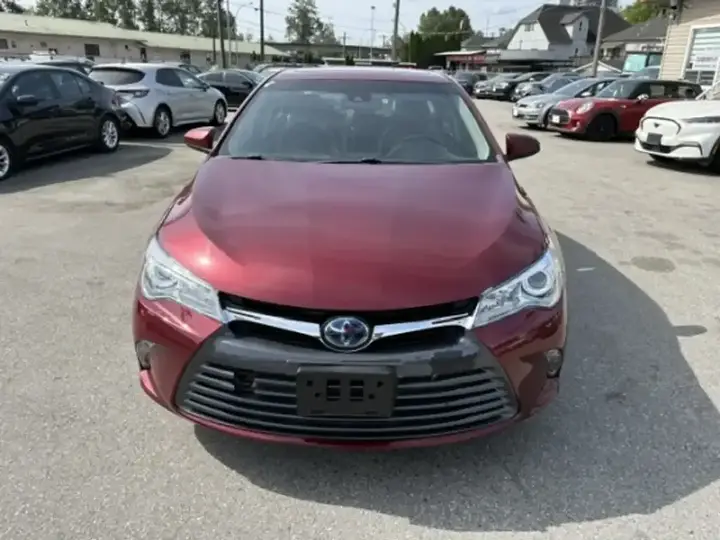 Toyota Camry 2017 photo 2