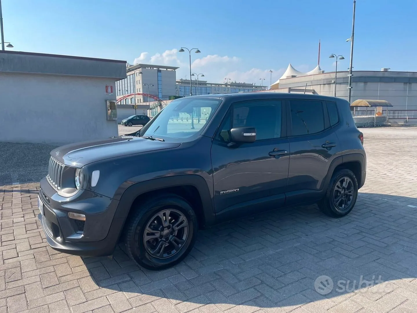Jeep Renegade 2022 photo 3