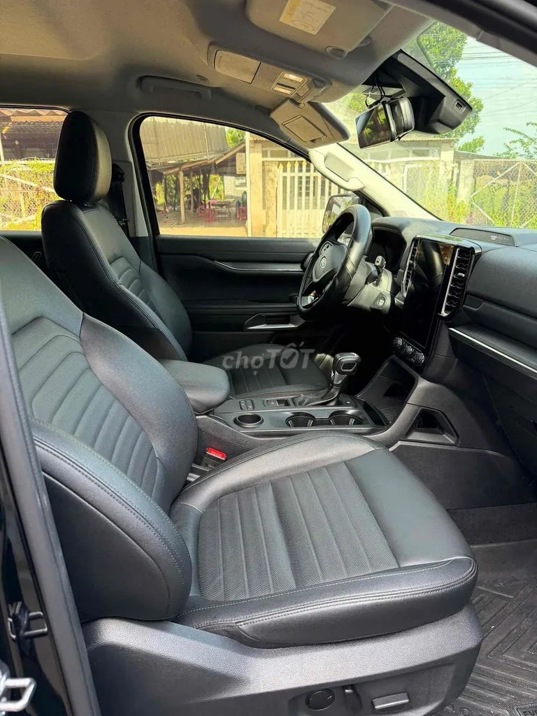 Ford Everest 2025 photo 3