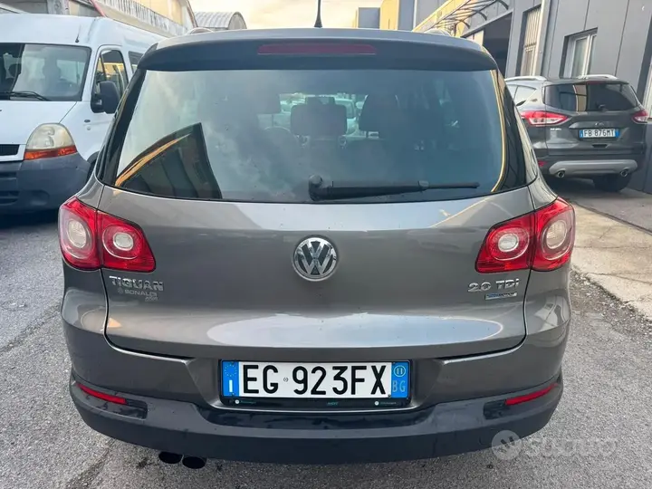 Volkswagen Tiguan 2011 photo 5