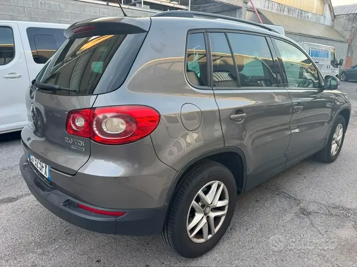 Volkswagen Tiguan 2011 photo 4