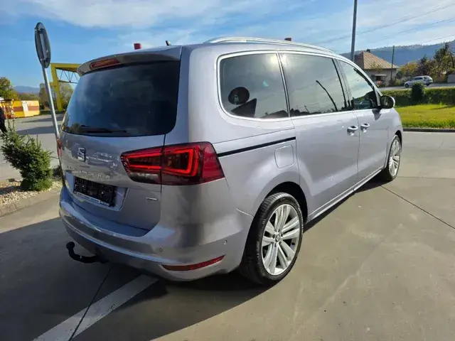 Seat Alhambra 2017 photo 4