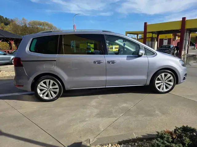 Seat Alhambra 2017 photo 2