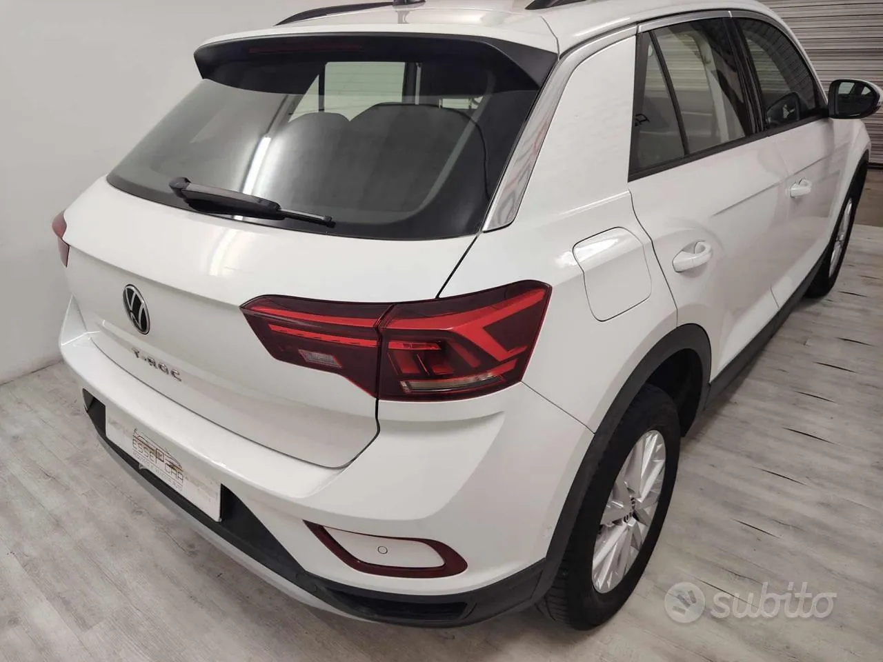 Volkswagen T-Roc 2023 photo 4