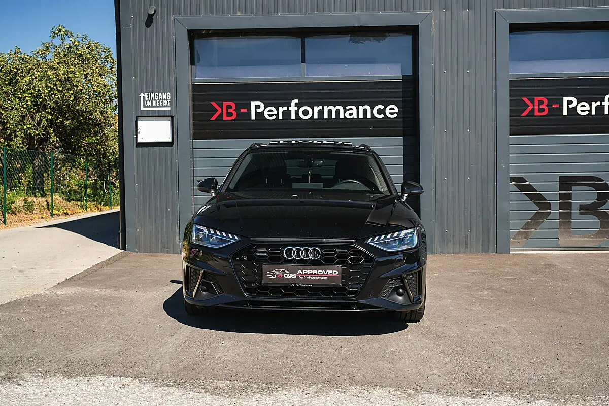 Audi A4 2023 photo 2