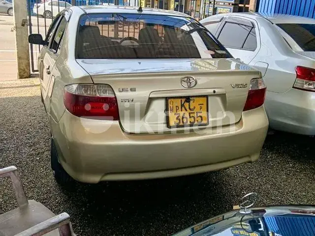 Toyota Vios 2003 photo 2