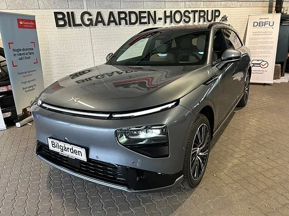 Xpeng G9
