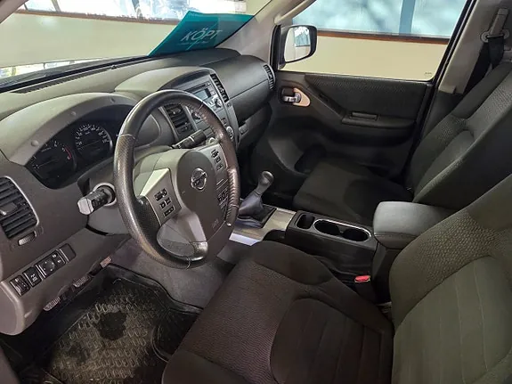 Nissan Navara 2014 photo 5
