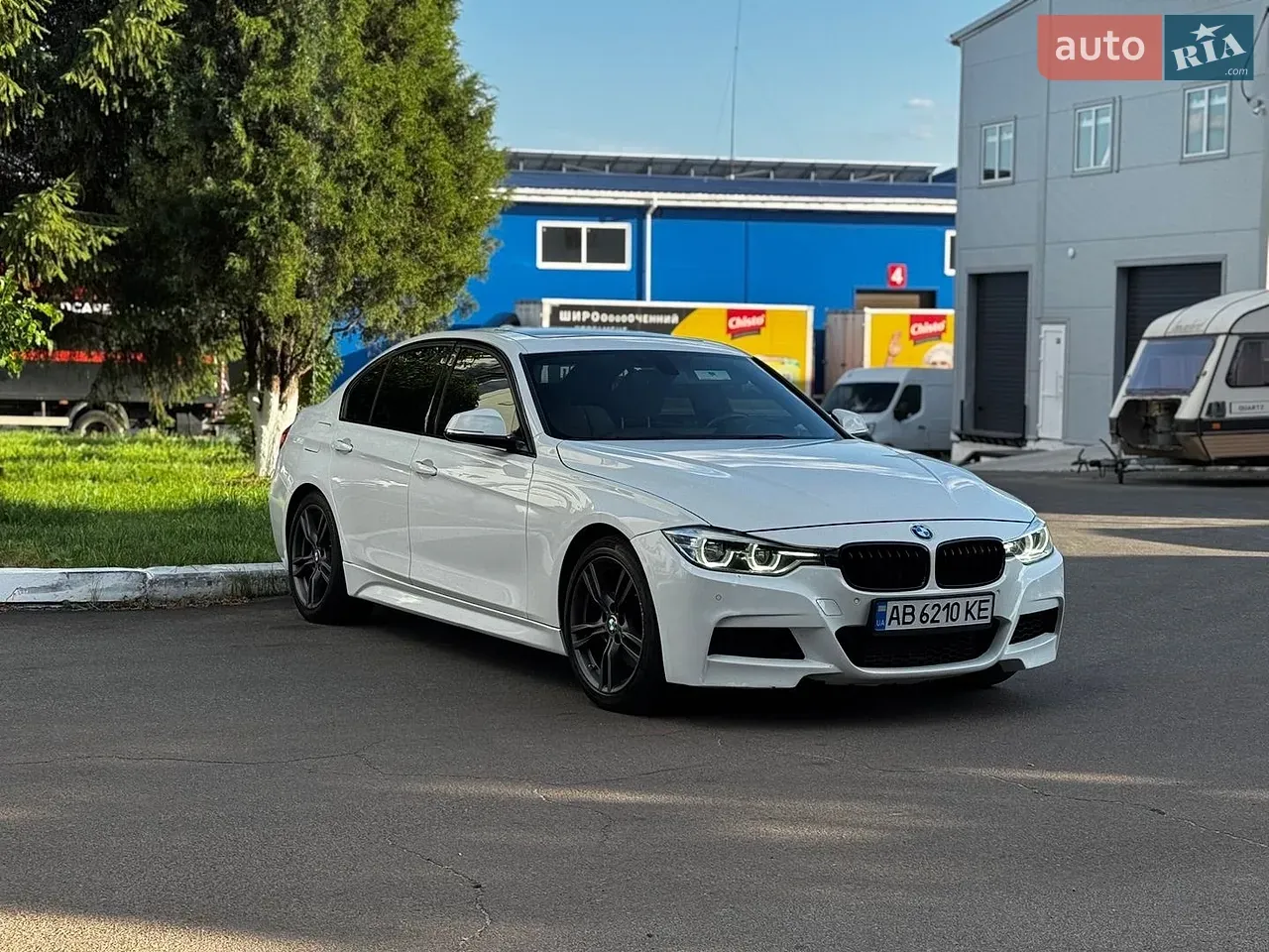 BMW 3 Series 2014 photo 2