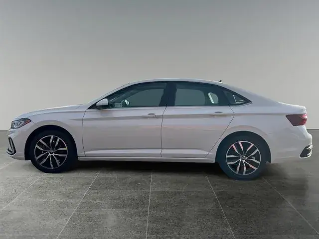 Volkswagen Jetta 2025 photo 2
