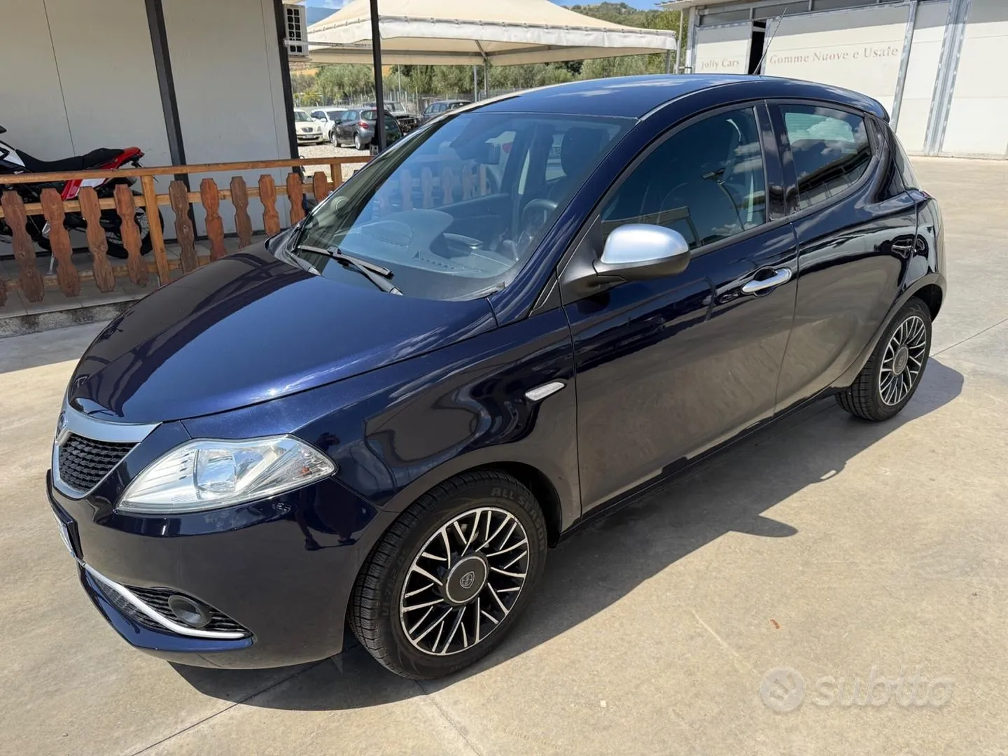 Lancia Ypsilon 2016 photo 3
