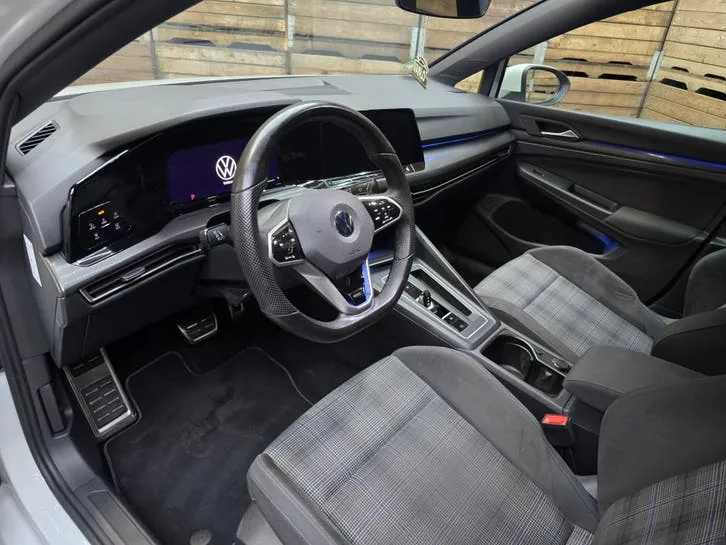 Volkswagen Golf 2021 photo 3