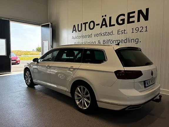 Volkswagen Passat 2022 photo 3