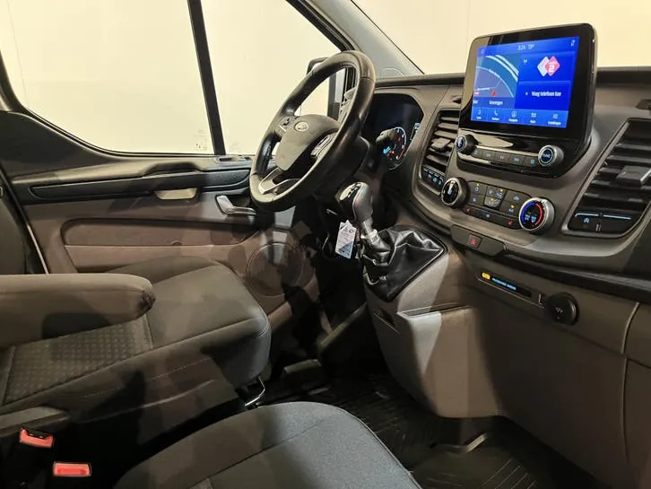 Ford Transit Custom 2022 photo 3