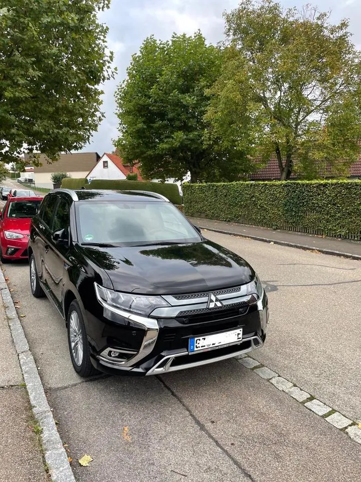 Mitsubishi Outlander Phev
