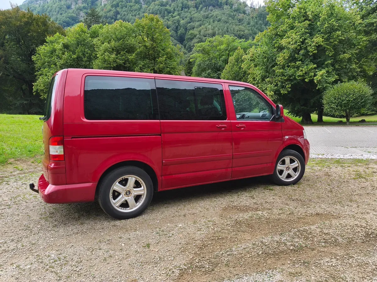 Volkswagen Multivan 2006 photo 3