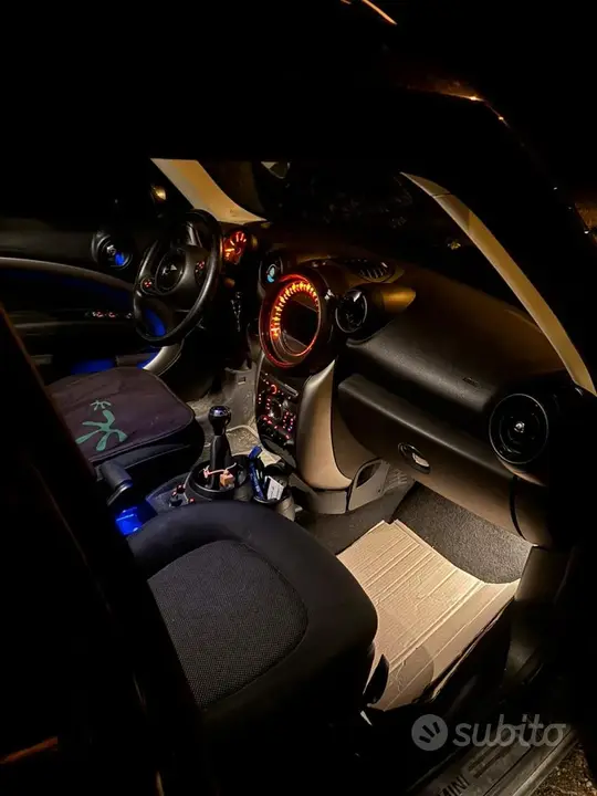 Mini Countryman 2015 photo 2