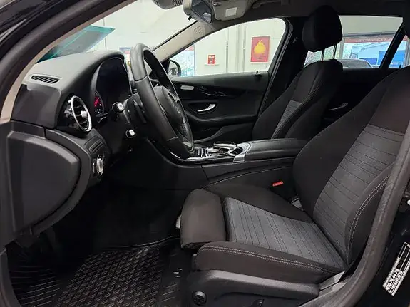 Mercedes-Benz C 250 2015 photo 3