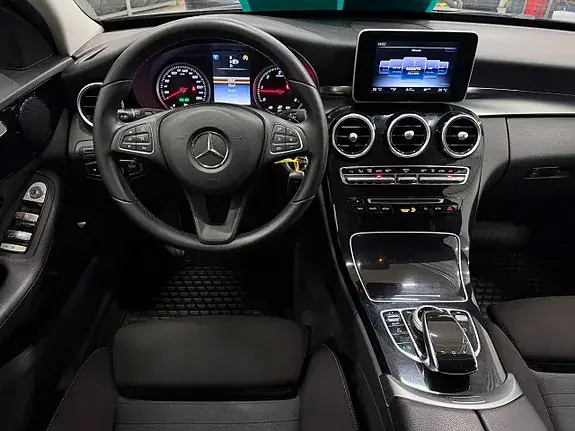Mercedes-Benz C 250 2015 photo 4