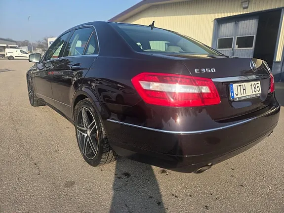 Mercedes-Benz E350 2010 photo 4