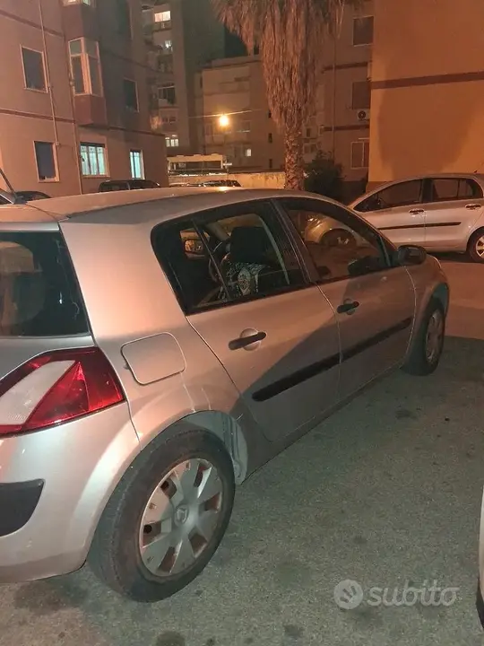 Renault Megane 2005 photo 2