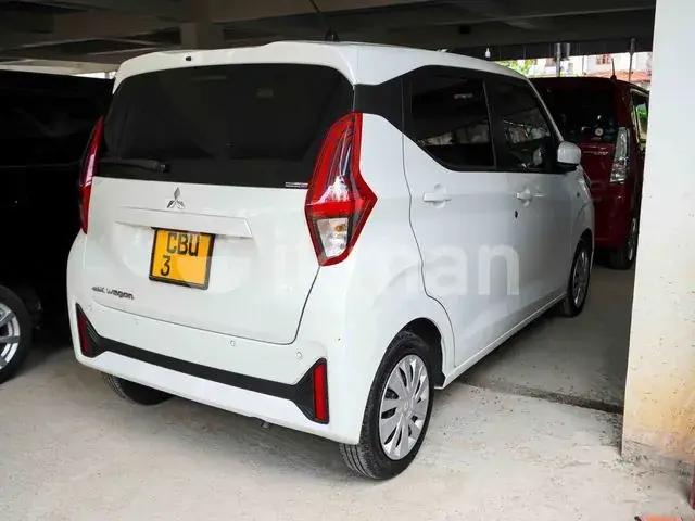 Mitsubishi Ek Wagon 2023 photo 5