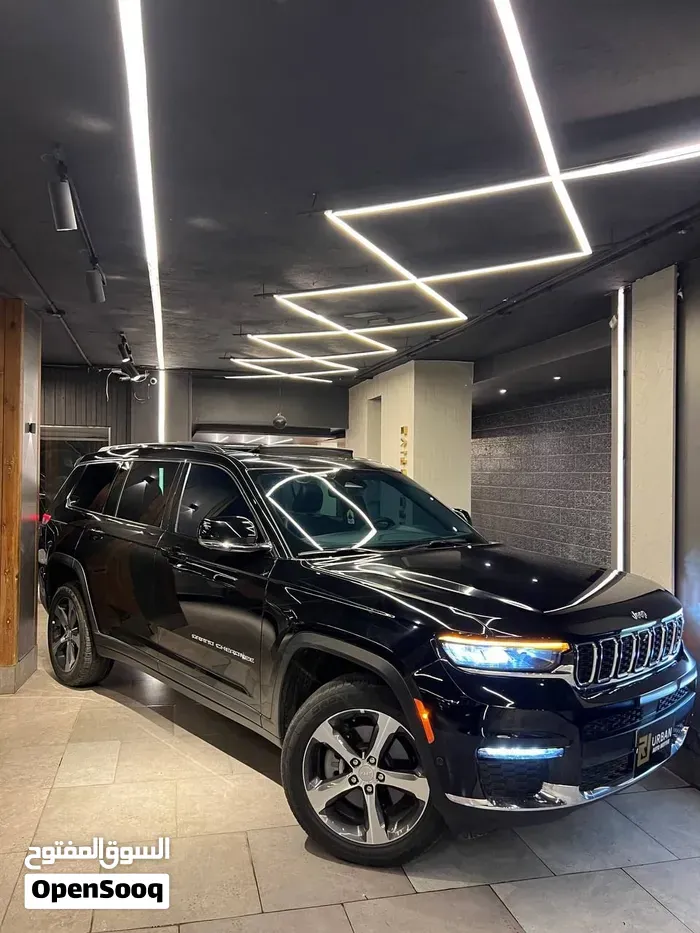 Jeep Cherokee 2024 photo 2