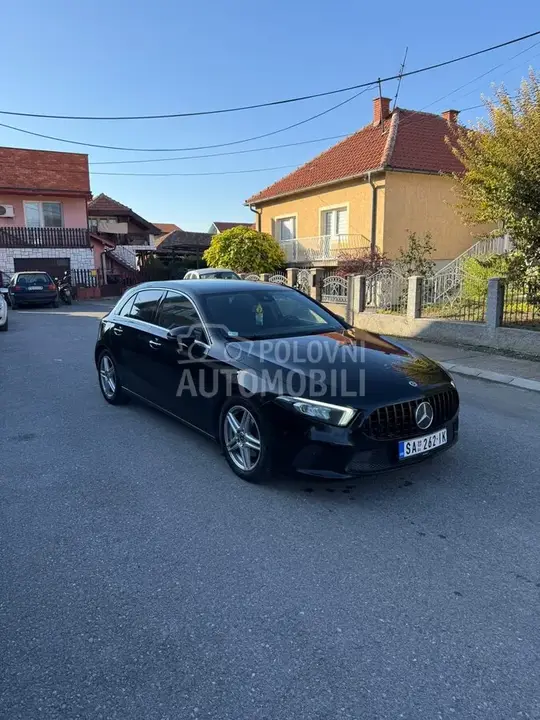 Mercedes-Benz A 200