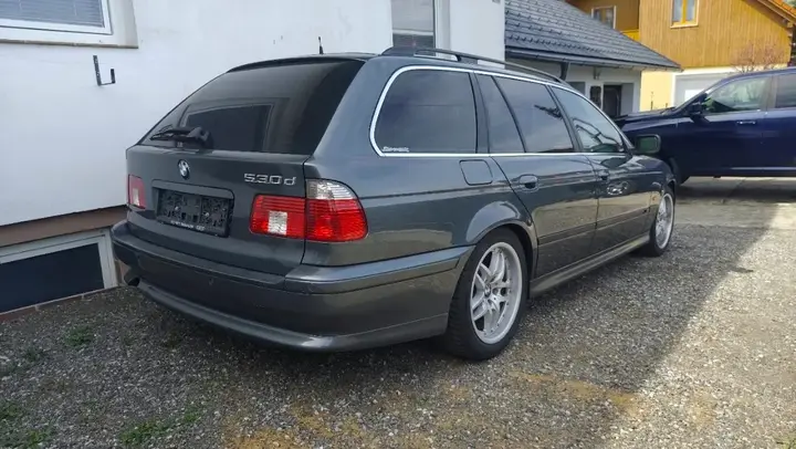 BMW 5 Series 2003 photo 3