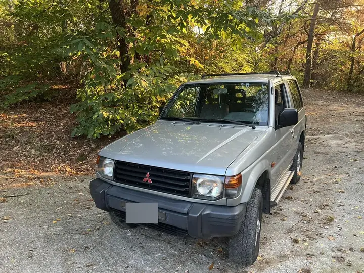 Mitsubishi Pajero 1997 photo 2