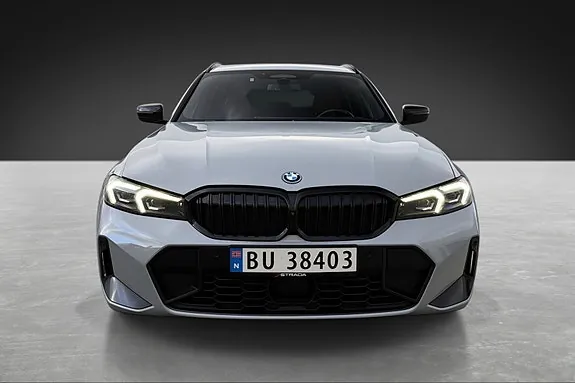 BMW 330E 2024 photo 2