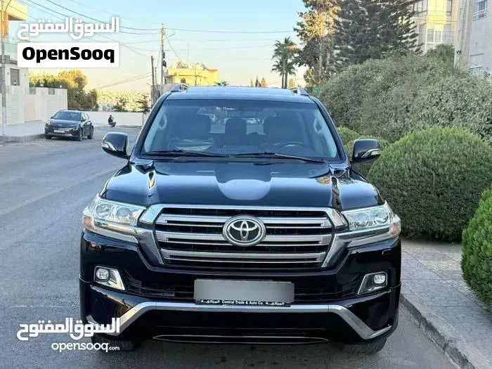 Toyota Land Cruiser 2016 photo 3
