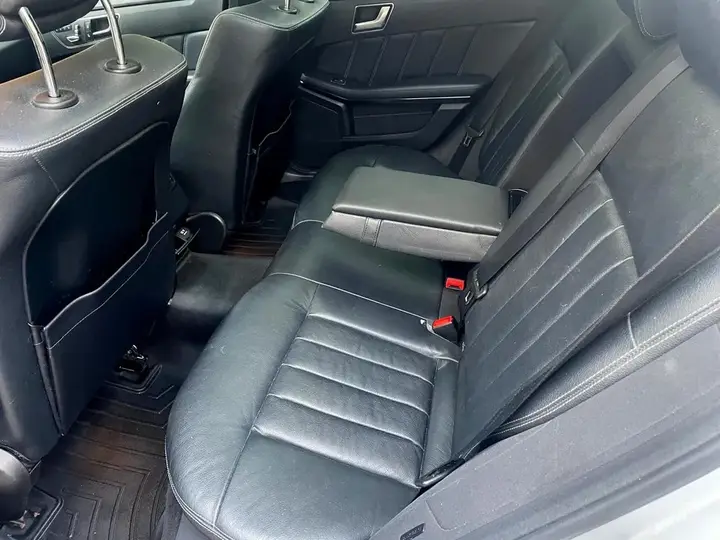 Mercedes-Benz E-Class 2014 photo 5