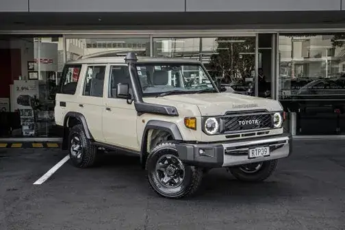 Toyota Land Cruiser