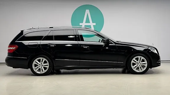 Mercedes-Benz E200 D 2013 photo 3