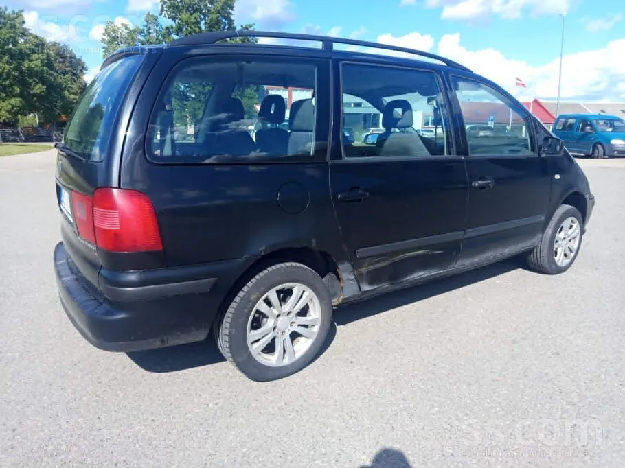 Seat Alhambra 2002 photo 4