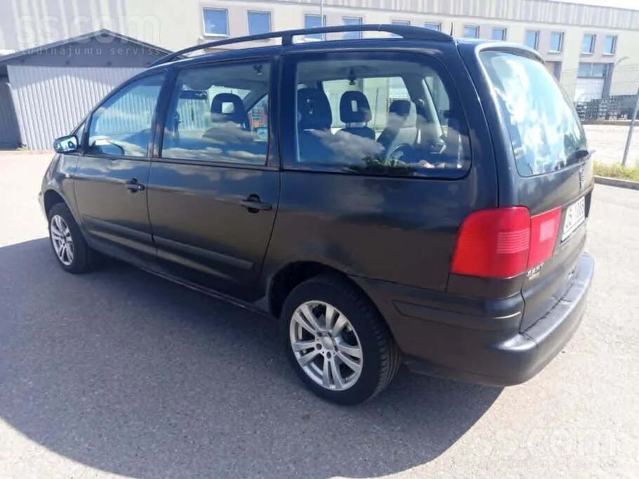 Seat Alhambra 2002 photo 3