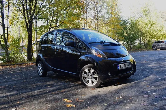 Mitsubishi I-Miev 2011 photo 3